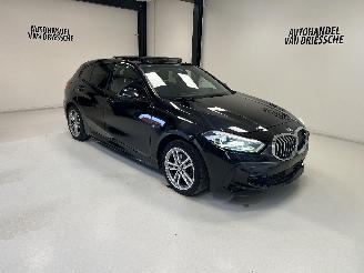 Schadeauto BMW 1-serie M-PACK/PANORAMA 2021/5