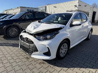 damaged passenger cars Toyota Yaris 1.5 Hybrid 2025/3