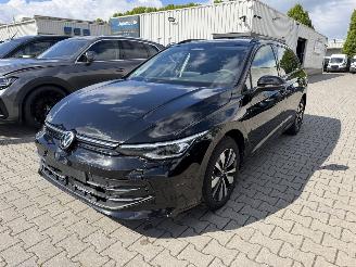 Schadeauto Volkswagen Golf Variant 1.5 Tsi Goal 2025/9