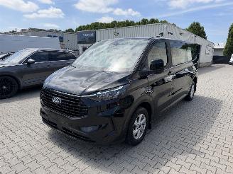 Damaged car Ford Tourneo Custom Bus 320 L2 9-persoons Navi / Camera 2025/4