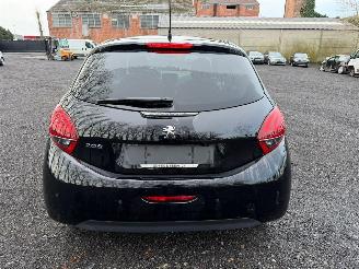 Peugeot 208 ALLURE picture 8