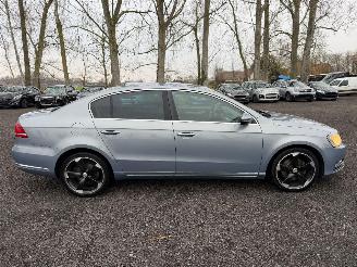 Voiture accidenté Volkswagen Passat HIGHLINE 2011/3