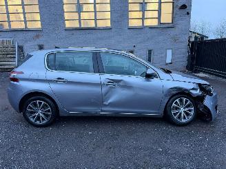krockskadad bil auto Peugeot 308 II ALLURE 2016/9