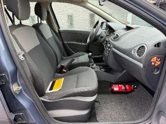 Renault Clio EXPRESSION picture 22