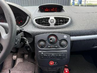 Renault Clio EXPRESSION picture 29