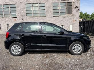 Coche accidentado Volkswagen Polo TRENDLINE 2016/11