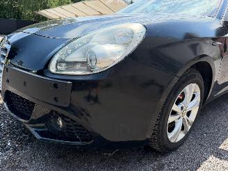 Alfa Romeo Giulietta 1.6 JTD picture 7