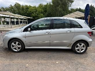 Mercedes B-klasse 1.5 picture 9