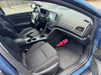 Renault Mégane IV GRANDTOUR picture 21