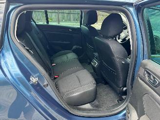Renault Mégane IV GRANDTOUR picture 20