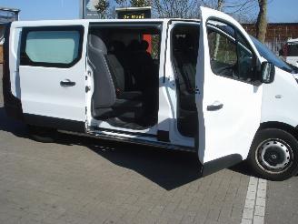 Schade bestelwagen Renault Trafic DUBBELE CABINE 1.6DCI 95PK EURO 6 2018/1
