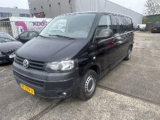 uszkodzony samochody ciężarowe Volkswagen Transporter 2.0 TDI  L2 H1 2013/10