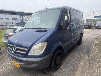 damaged commercial vehicles Mercedes Sprinter 2.2 CDI Functional 2008/3
