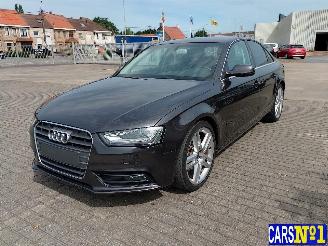 Vaurioauto  passenger cars Audi A4  2015/4