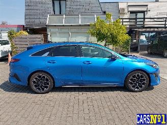 Kia Pro cee d  picture 8