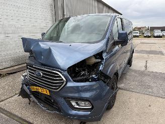 krockskadad bil bedrijf Ford Tourneo Custom 320 2.0 TDCI L2H1 Sport 2020/9