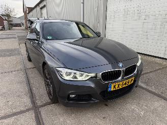 Coche accidentado BMW 3-serie 330e High Executive M-Sport 2016/12