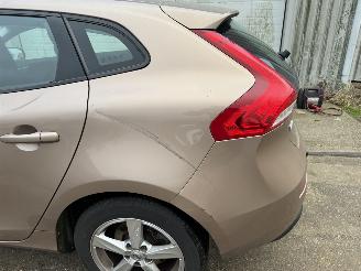 Volvo V-40 2.0 T2 Kinetic picture 7