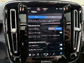 Volvo XC40 Recharge Ultimate 70 kWh Pano Harman Kardon 20\" picture 28