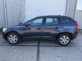 Voiture accidenté Volvo Xc-60 2.0 T5 Kinetic 2012/3