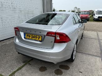 Volvo S-60 2.0 D2 picture 5