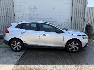 Volvo V-40 Cross Country 1.6 T4 Momentum picture 4