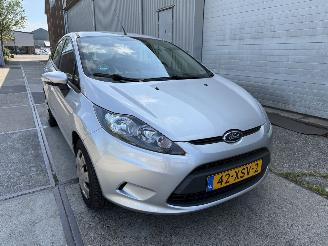 Vaurioauto  passenger cars Ford Fiesta 1.25 Titanium 2012/7