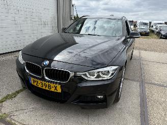 krockskadad bil auto BMW 3-serie 320i High Executive M-Sport 2017/10