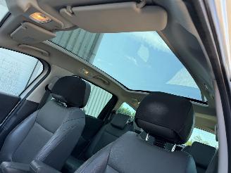 Peugeot 5008 1.6 THP Family picture 24