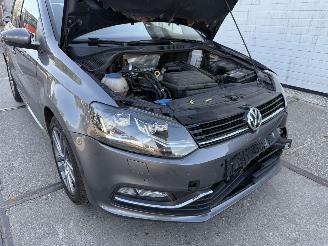 Volkswagen Polo 1.2 TSI Allstar Navigatie picture 14