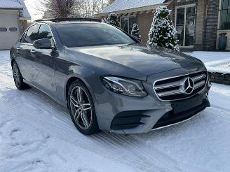 Mercedes E-klasse 220 d AMG LINE PANO NIGHT BURMESTER 360 picture 4