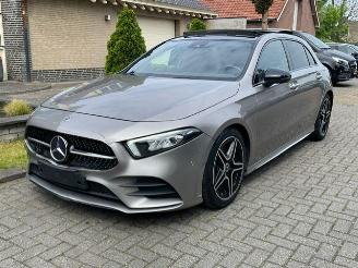 damaged passenger cars Mercedes A-klasse 180 d AMG LINE PANORAMADAK NAVI CAMERA LED 2020/2