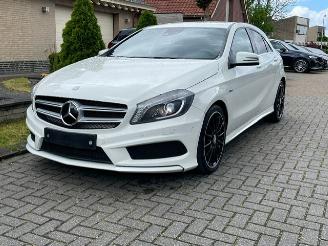 voitures voitures particulières Mercedes A-klasse 200 AMG LINE COMAND XENON 2014/1
