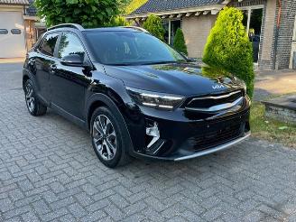 skadebil auto Kia Stonic 1.0 DCT SPIRIT CAMERA NAVI PDC 2024/11