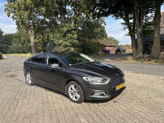 Avarii autoturisme Ford Mondeo 1.5 AUTOMAAT HATCHBACK NAVI CLIMA CRUISE TREKHAAK B.J 11-2018 2018/11