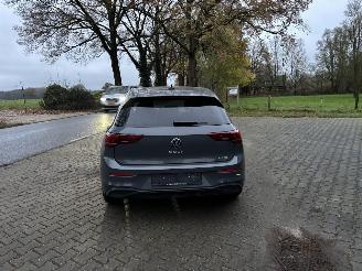 Volkswagen Golf 8,5 ETSI 1.5 HYBRIDE AUTOMAAT NAVI CLIMA CAMERA LED VIRT DASH TREKHAAK B.J 12-2024 picture 5