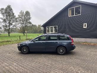 Volvo V-50 1.8 EDITION 125 PK AIRCO TREKHAAK B.J 09-2005 GEEN SCHADE picture 8