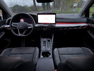Volkswagen Golf 8.5 ETSI 1.5 HYBRIDE AUTOMAAT NAVI CLIMA CAMERA LED VIRT DASH TREKHAAK B.J 12-2024 picture 15