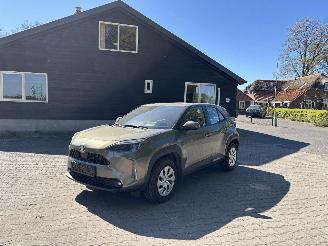 krockskadad bil auto Toyota Yaris Cross 125 PK DYNAMIQ AIRCO CAMERA B.J 07-2022 6300 KM !!!! 2022/7