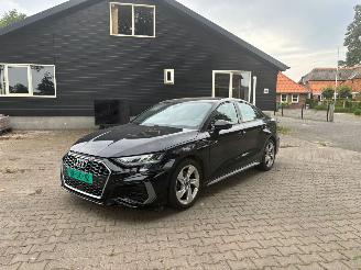 Damaged car Audi A3 1.5 Automaat Hybride Navi Clima Leer Led B.J 2023 2023/2