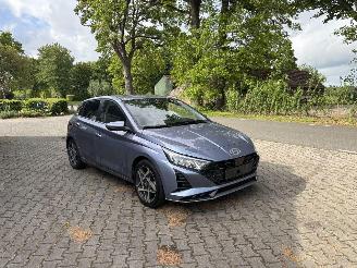 Hyundai I-20 AUTOMAAT PREMIUM SPORT BOSE NAVI CLIMA CAMERA LED B.J 12-2024 picture 3