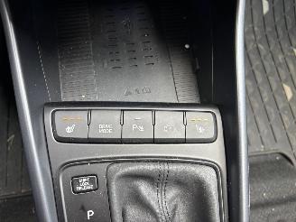 Hyundai I-20 AUTOMAAT PREMIUM SPORT BOSE NAVI CLIMA CAMERA LED B.J 12-2024 picture 15