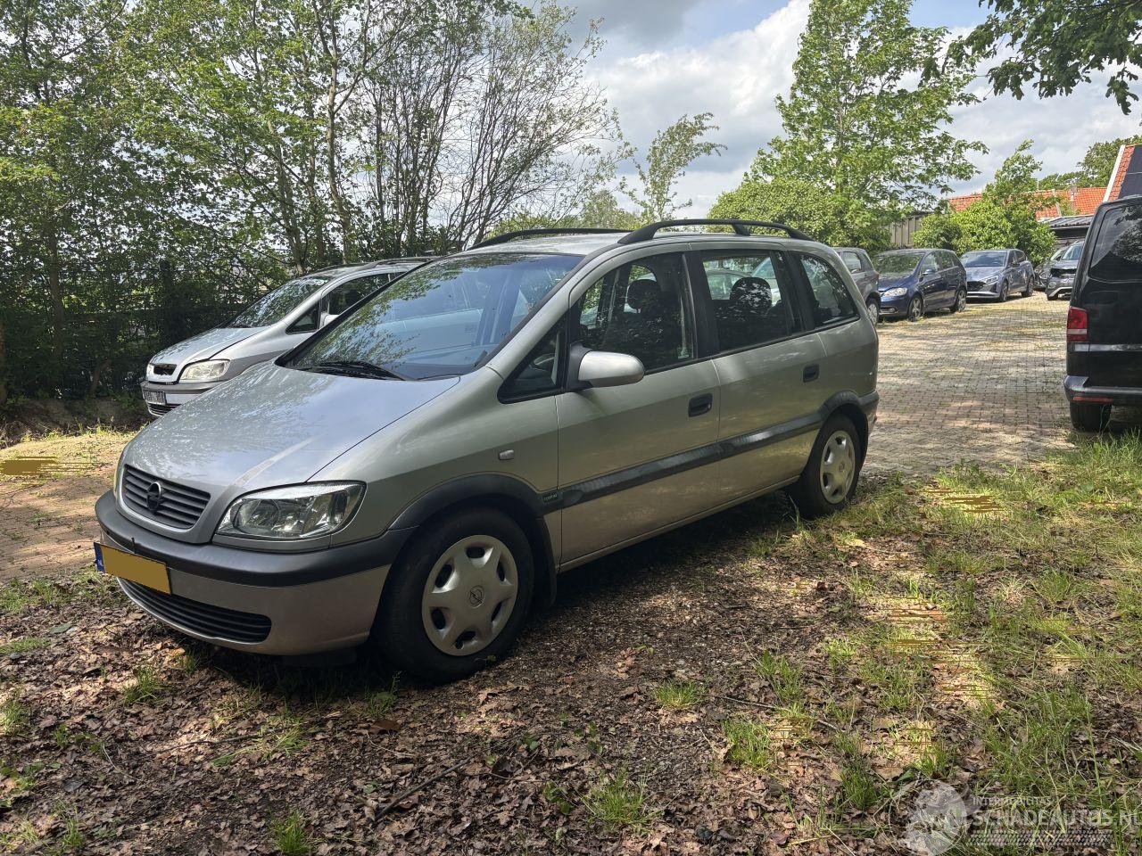 Opel Zafira 2.0 DIESEL COMFORT 7 PERSONEN B.J 2000