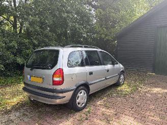 škoda osobní automobily Opel Zafira A DIESEL 2.0 DLT COMFORT 7 PERSONEN B.J 2000 Sloop 2000/2