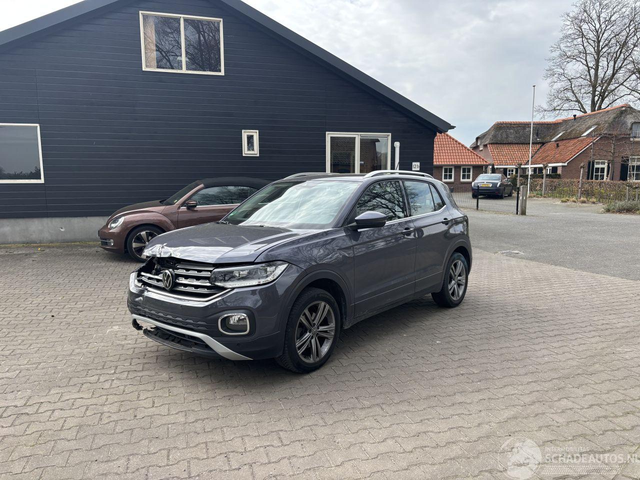 Volkswagen T-Cross CROSS TSI 110 PK STYLE NAVI CLIMA CAMERA VIRT DASH B.J 09-2022 PLAATSCHADE