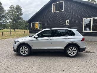 Volkswagen Tiguan 1.5 AUTOMAAT 150 PK NAVI CLIMA CAMERA LED TREKHAAK B.J 2024 picture 5