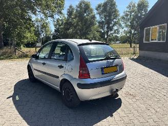 Citroën C3 1.4 Ambiance 5-drs Stuurber Elec pakket Trekhaak B.J 2003 Apk april 2027 doffe lak picture 4