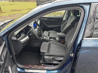 Skoda Octavia TSI AUTOMAAT HYBRIDE NAVI CLIMA VIRT DASH CAMERA TREKHAAK LED B.J 12-2024 picture 17