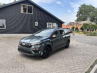 krockskadad bil auto Dacia Jogger 1.6 HYBRIDE AUTOMAAT EXTREEM 5 P NAVI CLIMA CAMERA TREKHAAK B.J 2025 2025/4