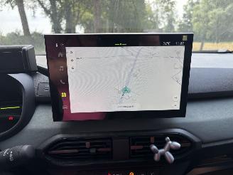 Dacia Jogger 1.8 HYBRIDE AUTOMAAT 7 PERS EXTREEM NAVI CLIMA CAMERA CRUISE LED B.J 04-2026 picture 14